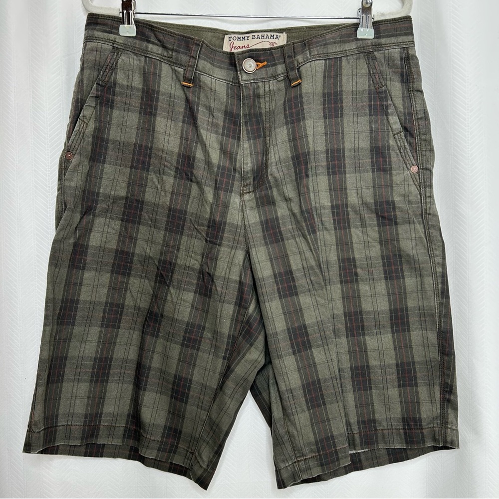 Tommy Bahama olive green plaid shorts 11” inseam
